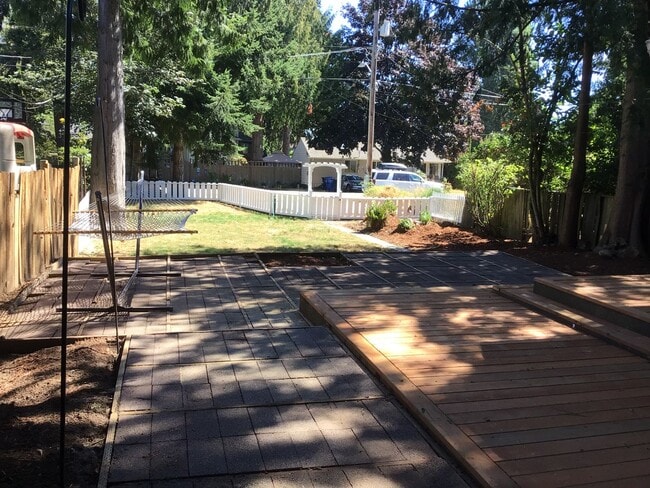 Photo - Arbor Heights Bungalow, Available early Oc...