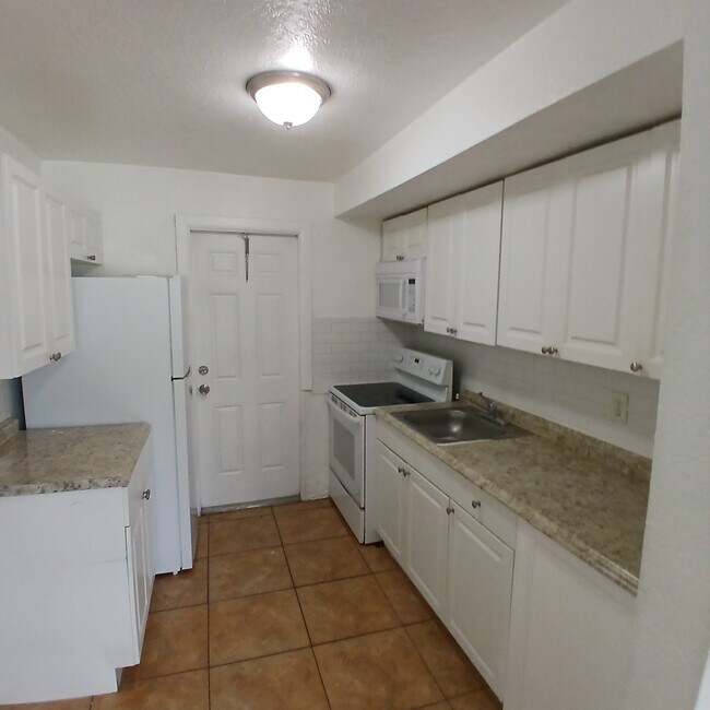 619 NW 6th Ave