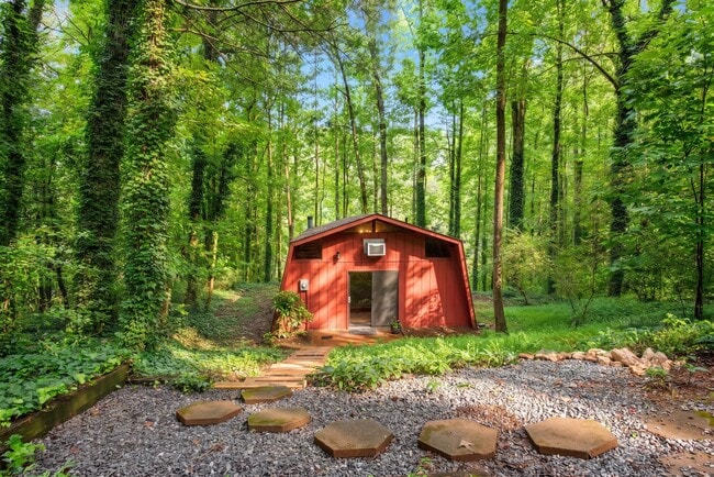 Photo - 170 Sunset Pl