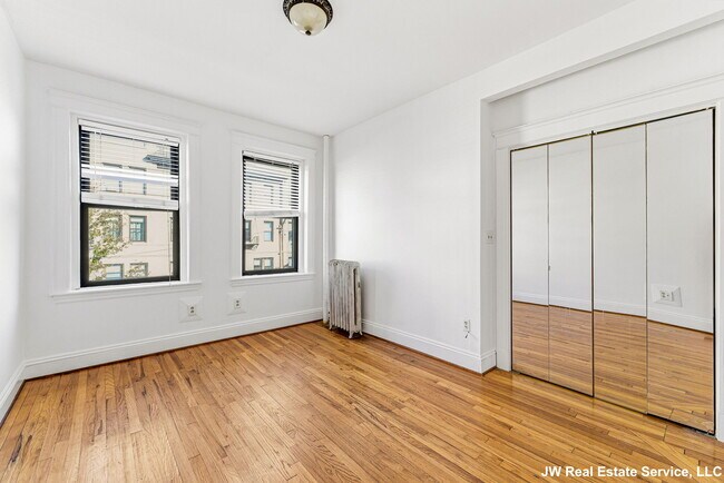 Photo - 39 Glenville Ave Unit 11