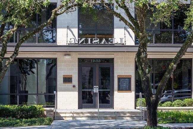 Photo - 4641 Montrose Blvd Unidad b10