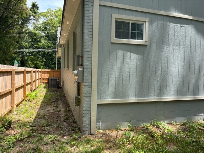 Photo - 542 Elm St
