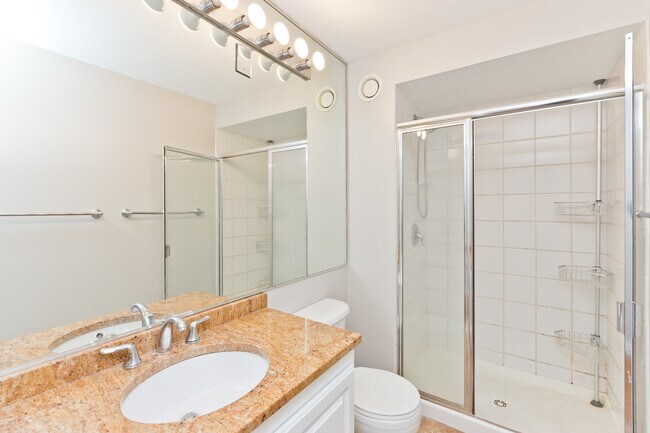 Photo - 345 N La Salle Dr Unit 4302