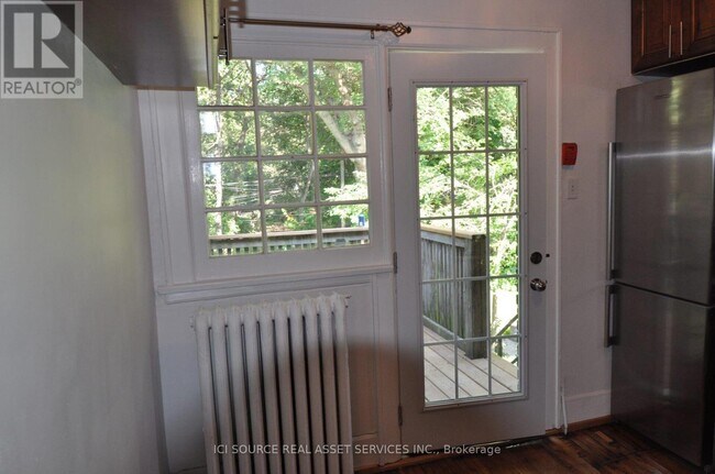 Photo - 201 Crawford St Unit 4