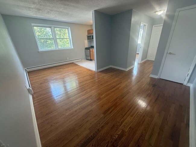 Building Photo - 711 Plainfield Ave Unit 3K-3K Rental