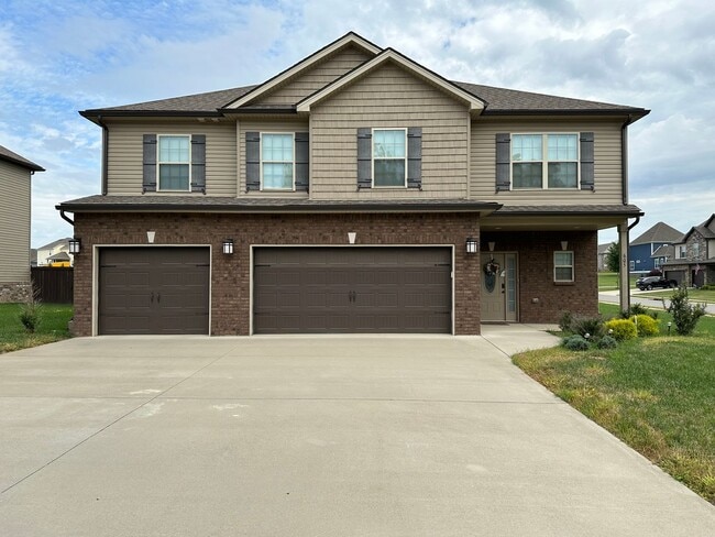 Photo - Beautiful 4 bedroom 2 1/2 Bath Home For Rent!