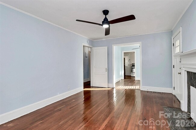 Photo - 1105 Brookhurst Dr