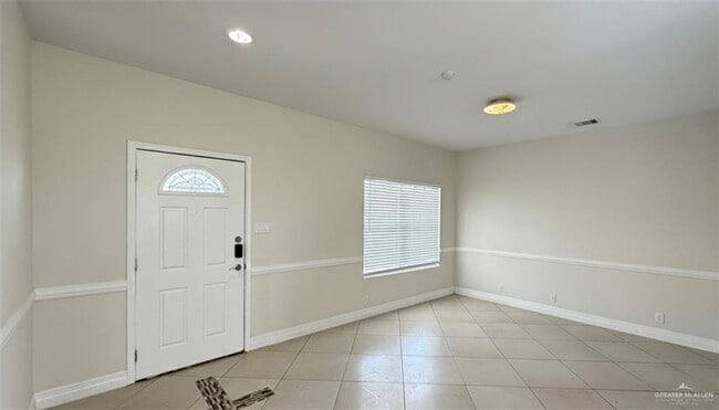 Photo - 24 Los Lagos Dr