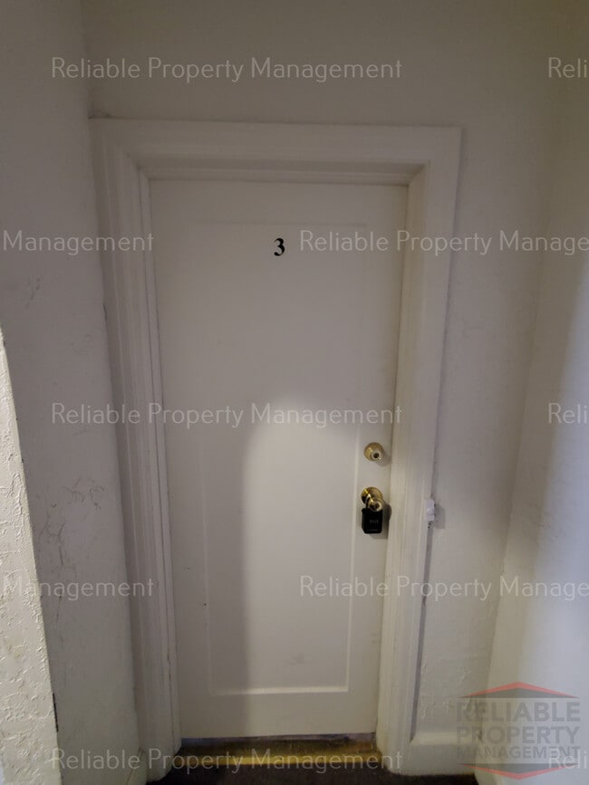 Photo - 509 N Water Ave Unit 3