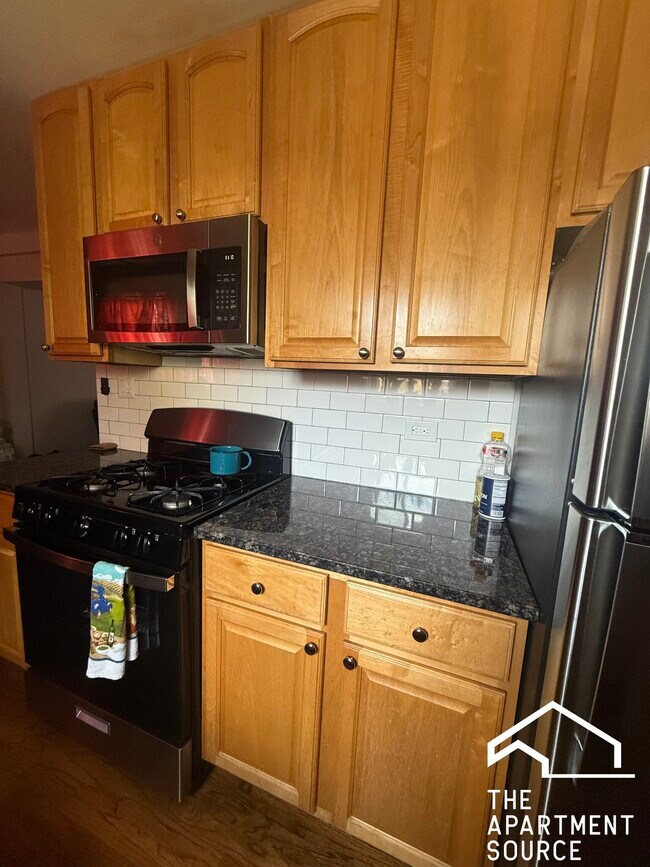 Photo - 2216 W Touhy Ave Unidad 2S