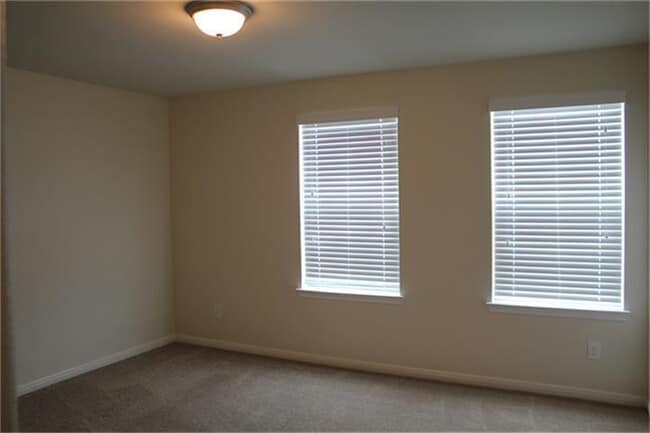 Photo - 1019 Messina Ln