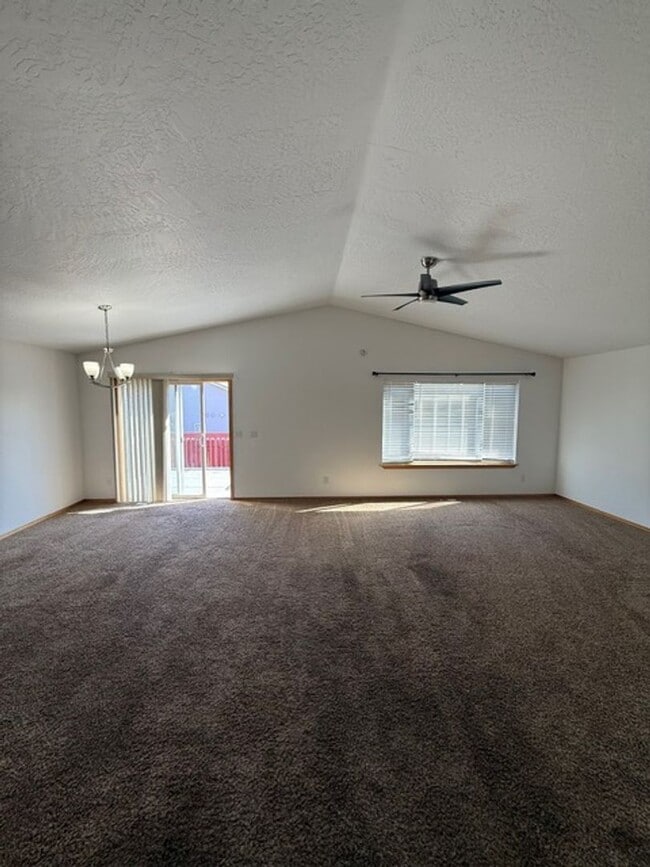 Photo - Spacious 4 Bed, 3 Bath Home in Cheney, WA