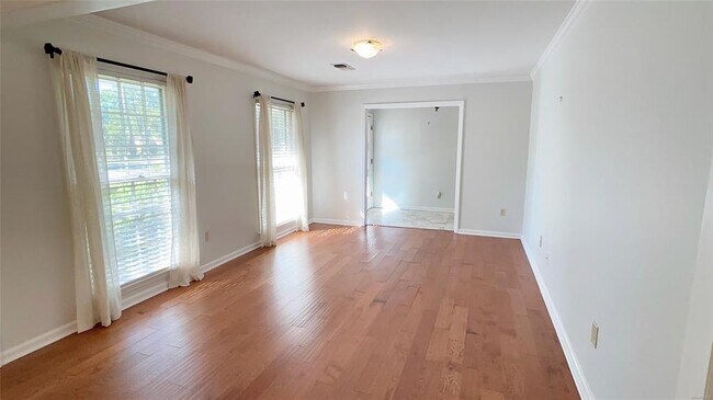 Photo - 1839 Croom Dr