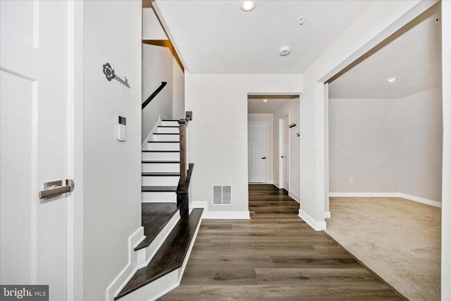 Building Photo - 195 Bel Aire Ln