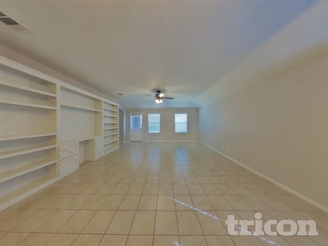 Photo - 949 Corbitt Ln