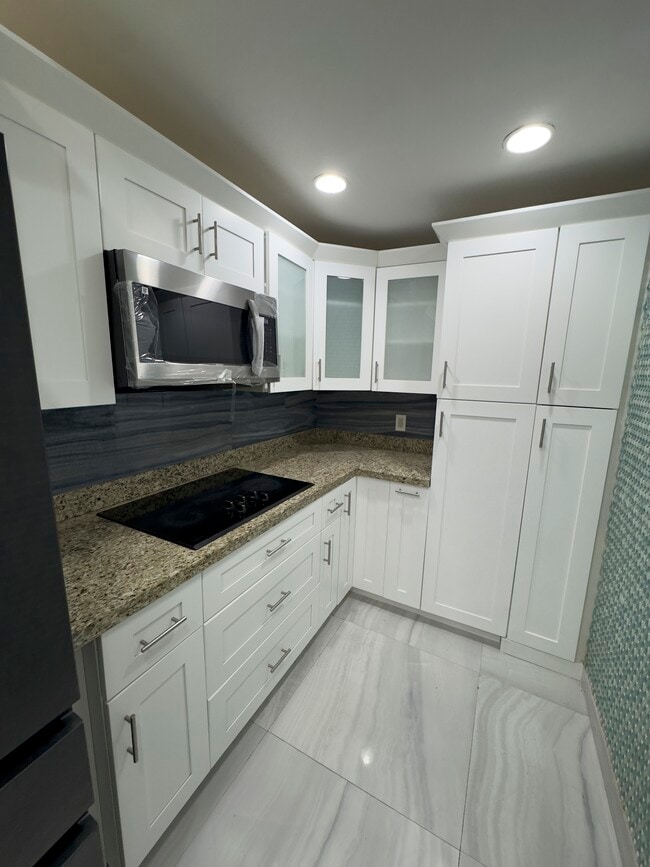 Photo - 221 NW 75th St