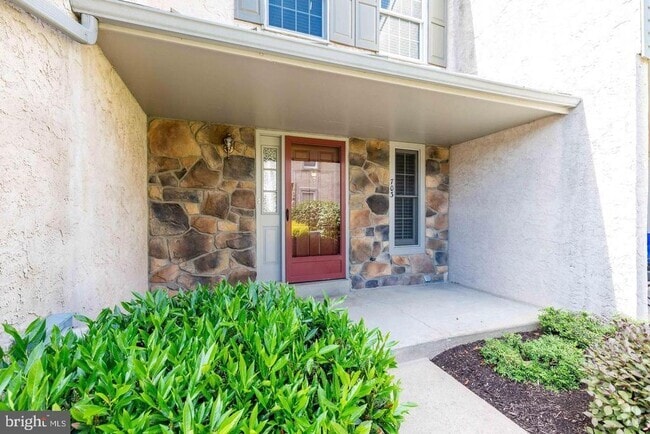 Building Photo - 703 Winchester Ct Rental