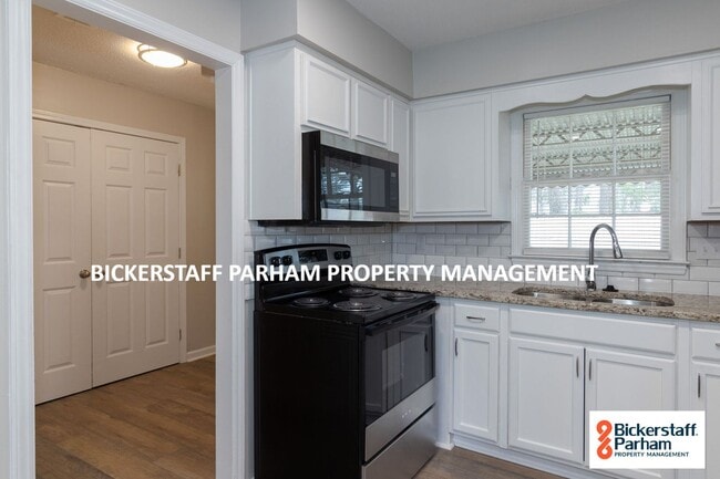 Photo - 2395 Agnes Dr