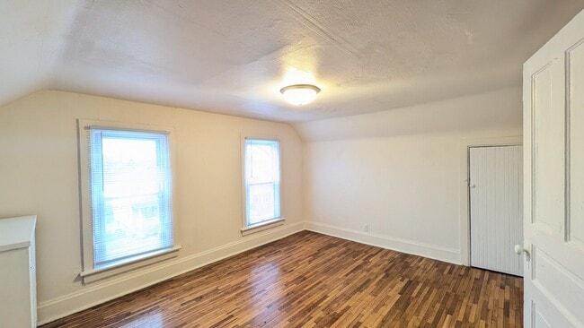 Photo - 340 Marble St