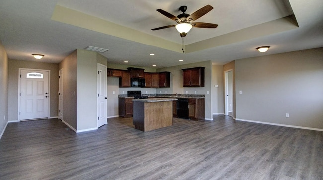 Photo - Fenced in 3 Bedroom Duplex in Monte Cristo