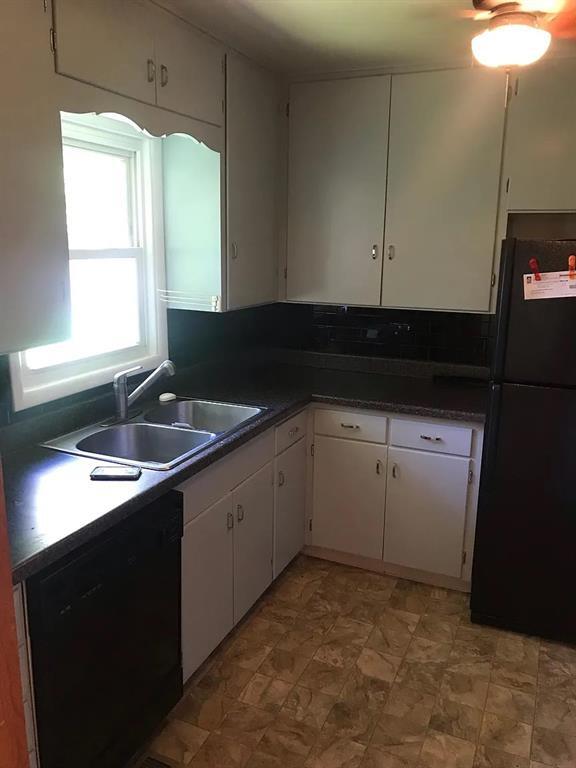 Photo - 1505 Huntington Way