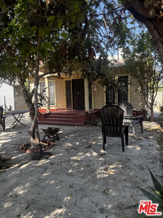 Building Photo - 1183 W 37th Dr