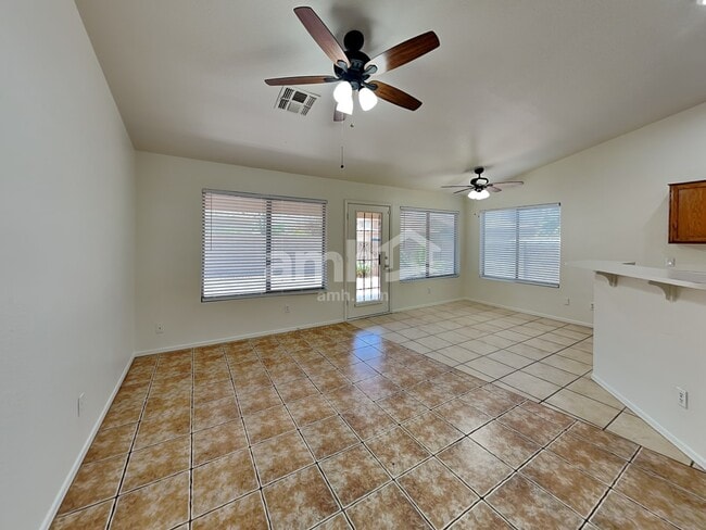 Photo - 17136 N Woodrose Ave