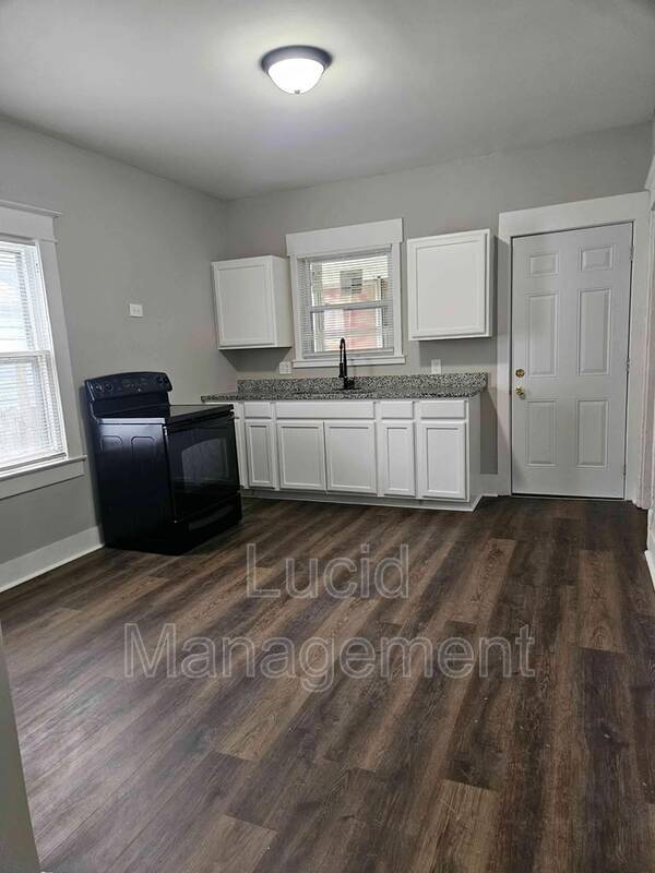 Photo - 1332 Sale Ave