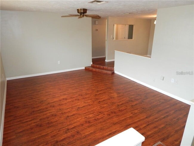 Photo - 5702 Moog Rd