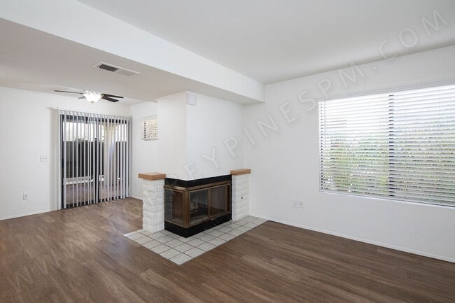 OPEN HOUSE: 10/25 3-4PM ~ 3BR/2.5BA PB Tow... - OPEN HOUSE: 10/25 3-4PM ~ 3BR/2.5BA PB Tow... Unit D