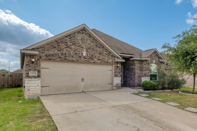 Photo - 13709 Nelson Houser St