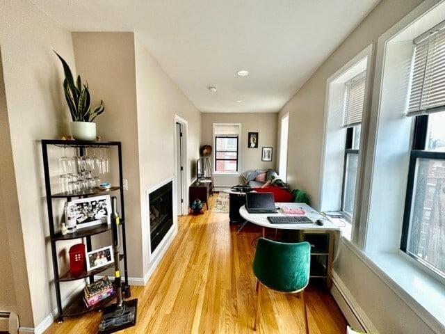 Building Photo - 2-4 Thacher St Unit 8 Rental
