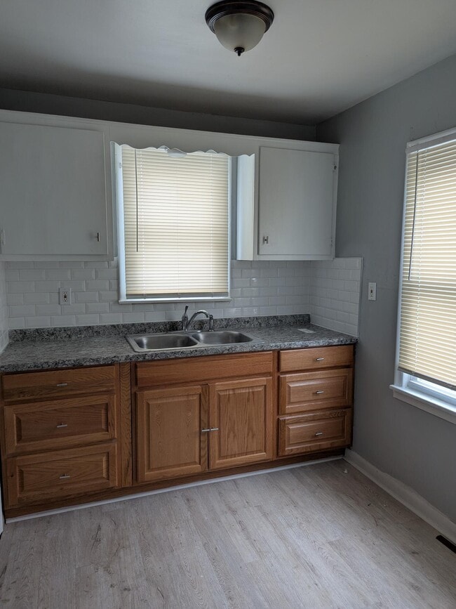 Photo - 17434 Winston St