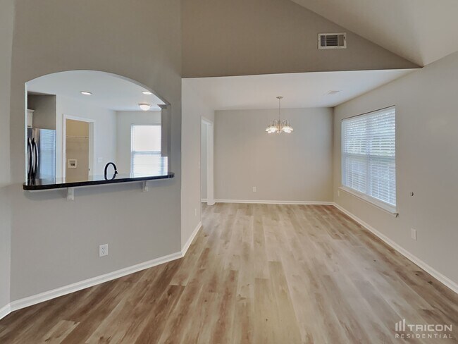 Photo - 7241 Explorer Trail