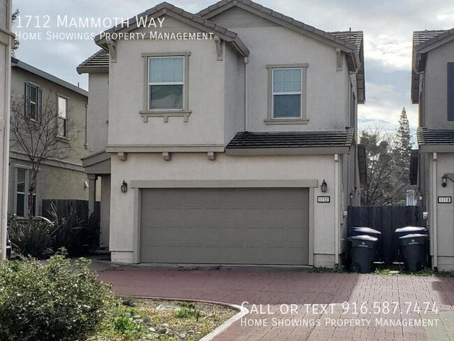 1712 Mammoth Way