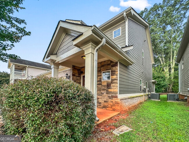 Photo - 212 Daisy Cir