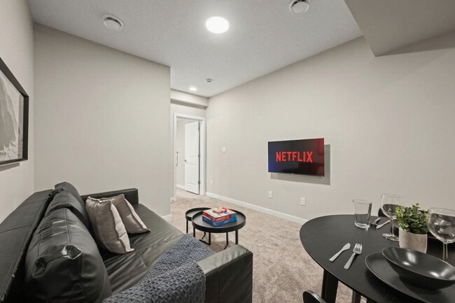 Photo - 8664 Edgemont Link NW Unité SI ID1363964P