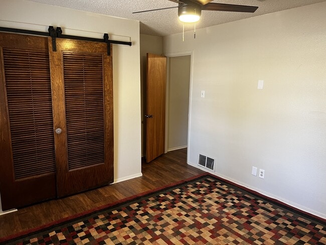 Photo - 416 E Main St