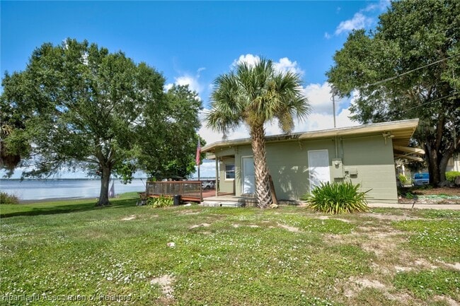 Photo - 2175 Lakeview Dr