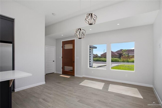 Photo - 13 San Pascual St