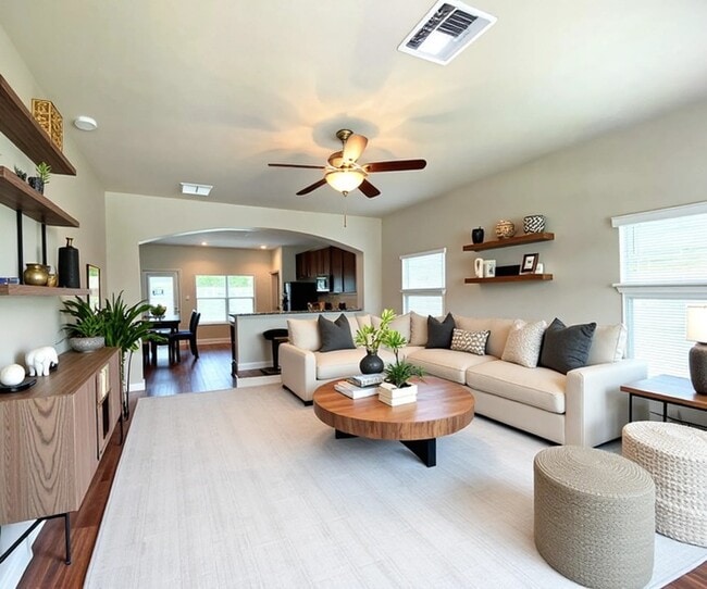 48 Woodland Hills Dr Unit B