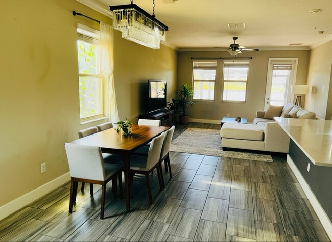 Photo - 4208 Cadence Loop