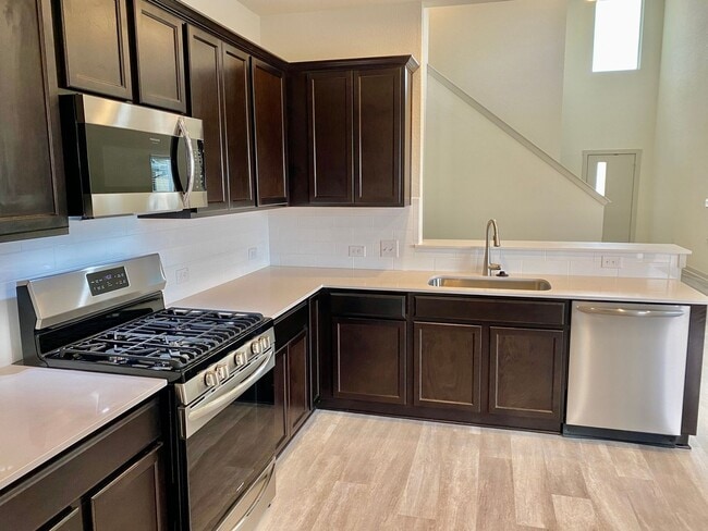 Photo - Beautiful 3bed/2.5bath in Northeast Austin!!