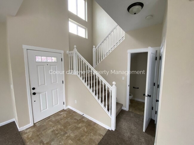 Photo - 3 bed, 2.5 bath house in The Landings