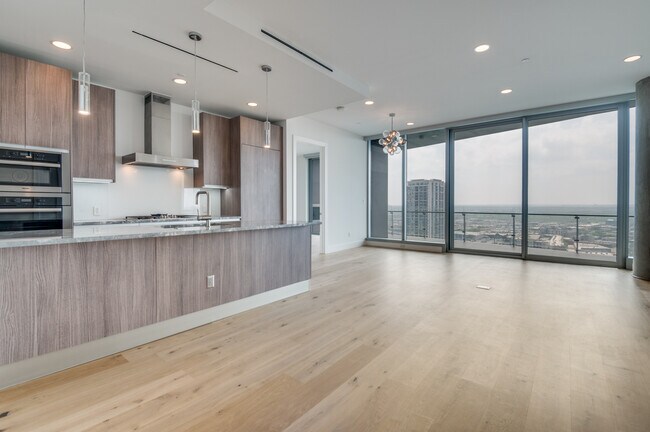 Photo - 3130 N Harwood St Condo Unit 1802