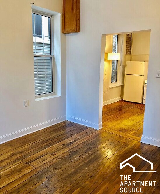 Photo - 1643 S Throop St Unit 3r