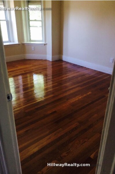 Photo - 16 Cobden St Unit 1