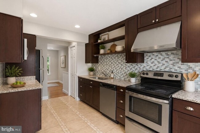 Photo - 8579 Harvest View Ct
