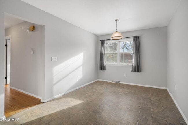 Photo - 314 Goode St