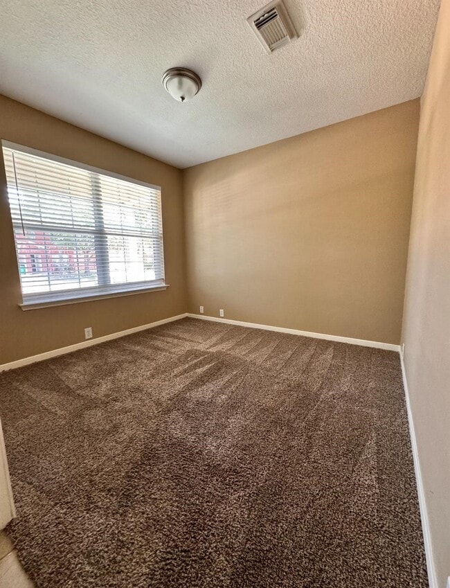 Building Photo - 17435 Prospect Meadows Dr